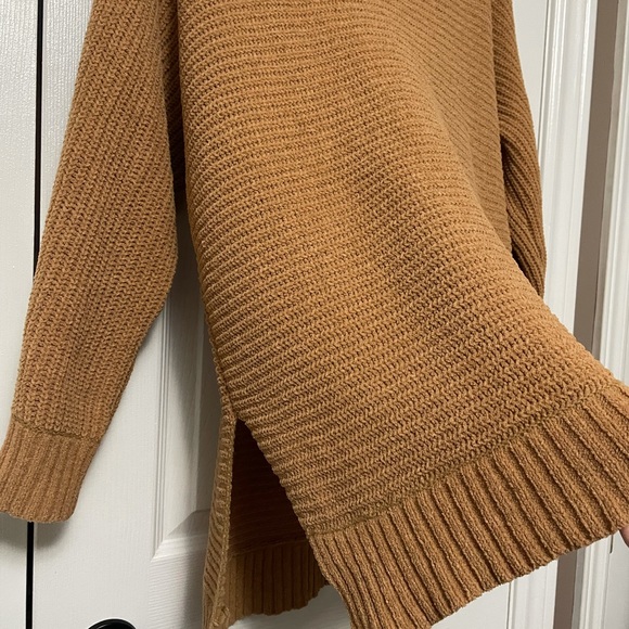 High low sweater - Picture 3 of 5